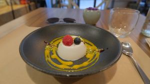 Coconut Panacota at Om in Girona