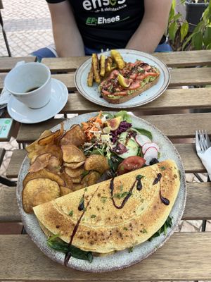 mushroom omelette vegan and bruschetta   at Armazem Integral in Portimao