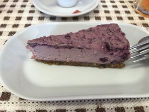 Chessecake de mirtilos at Armazem Integral in Portimao