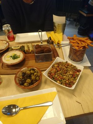 Vegan sharing dish at Umi Falafel in Belfast