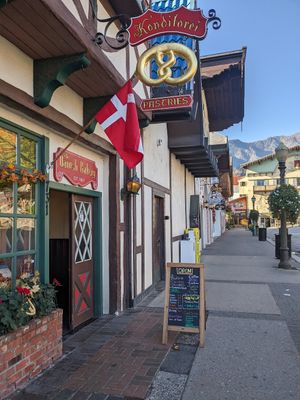 at Danish Bakery in Leavenworth