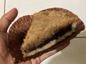 Caramel apple pie at Yiihotang 一禾堂 - Songshan District in Taipei