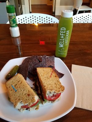 BLT and Spinach + Pineapple + Apple + Mint + Lime juice at Well Fed Louisiana in Shreveport