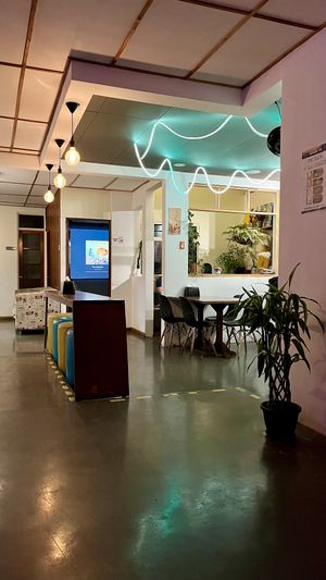 vibe  at Huacamole Vegan Food in San Pedro