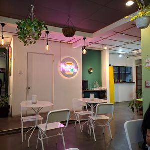 Inside Huacam🥑le at Huacamole Vegan Food in San Pedro