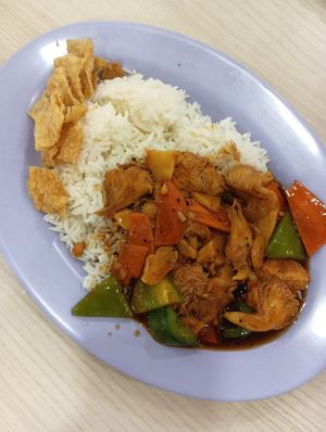 Monkey head mushrooms rice at Ji Ling Vegetarian 吉淩素食 in North Singapore