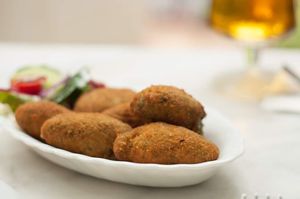 Croquetas spinach at La Mar de Vins in Mallorca