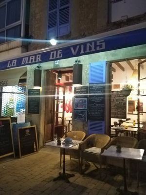 Front of restaurant at La Mar de Vins in Mallorca