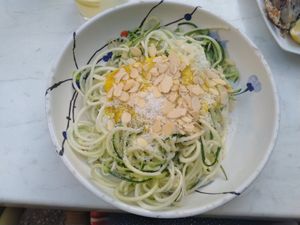 Courgette noodles with coconut sauce and almonds at La Mar de Vins in Mallorca