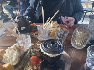 Vegan prosecco kaasfondue, mmmmmm! at Mr. & Mrs. Watson in Amsterdam
