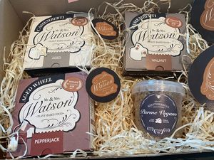 Cheeeeezes at Mr. & Mrs. Watson in Amsterdam