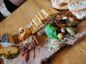 Kaasplank at Mr. & Mrs. Watson in Amsterdam