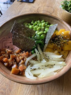 Poké bowl (very good, but too salty)  at Mr. & Mrs. Watson in Amsterdam