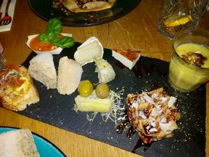 Starter platter at Mr. & Mrs. Watson in Amsterdam