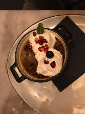 Pear-fection at Mr. & Mrs. Watson in Amsterdam