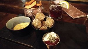 "Betterballs" and "Satisfries" at Mr. & Mrs. Watson in Amsterdam