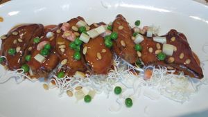 Fish at Zǎozǐ Shù - Vegetarian Life Style - Gubeii in Shanghai