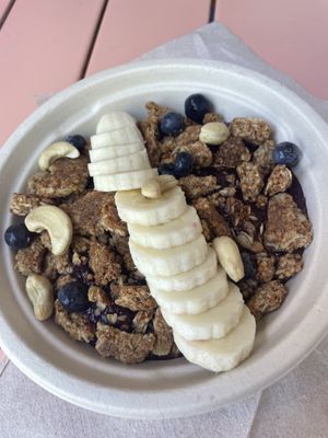 Sweet cheeks bowl  at Mama Matcha Green Bar in Provincetown