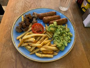 Veggie Brunch Plate (£11.50) at LHR - Giraffe - T5 in West London