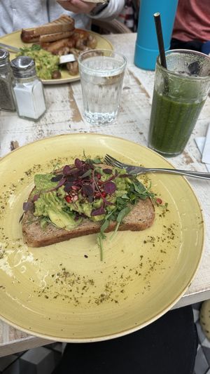   at LHR - Giraffe - T5 in West London