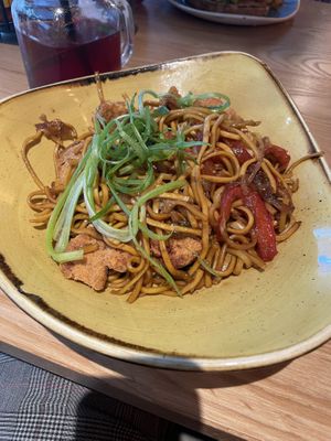 Quorn stirfry  at LHR - Giraffe - T5 in West London