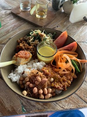 Nourish bowl at Verdant Organic in Benoa