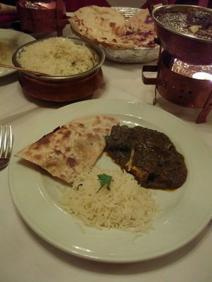 spinach with soy cheese, rice and vegan bread at Indian Palace in Limburg