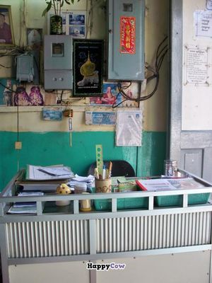 Old/original location at Soe Pyi Swar Vegetarian Centre 斋全素食餐室 in Yangon