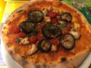 Vegan paradise pizza at Pizza Crocodiles in Innsbruck
