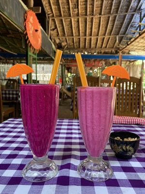 Banana and dragon fruit juice and dragon fruit juice  at Yar Pyi in Bagan