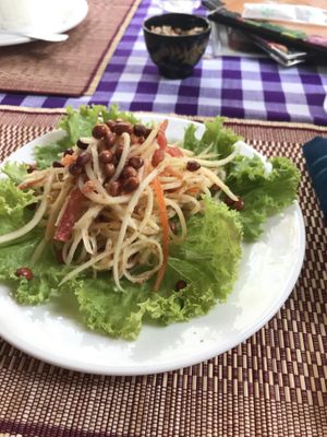 Papaya salad at Yar Pyi in Bagan
