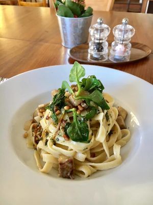 Foto by Jardin by Albanbrücke at Jardin by Albanbrücke in Basel