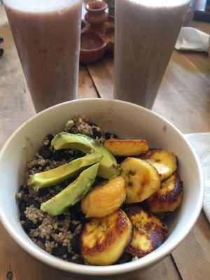 Cuban bowl and smoothies  at Bek Semilla de Vida in San Cristobal De Las Casas