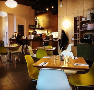 Interior 💚 at Mildreds - Dalston in East London