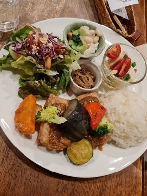 Rice plate at Tofu Room Dy's in Tokyo