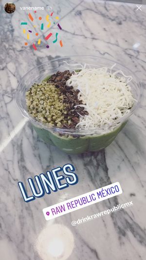 Matcha bowl at Raw Republic in Mexico City