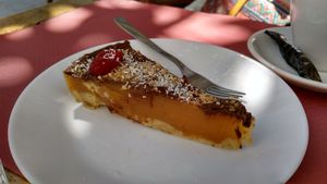 Tarta de algarroba y boniato at Cafeteria Reina in Lugo
