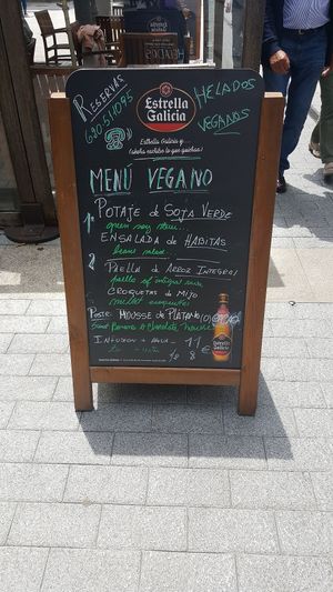 Menú vegano 11€ at Cafeteria Reina in Lugo