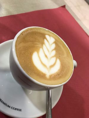 Café at Cafeteria Reina in Lugo