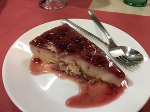 Tarta de queso at Cafeteria Reina in Lugo