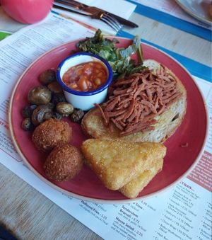 Full Vegan English Breakfast at Como Lounge in Witney