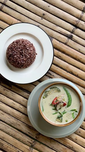 Green curry (vegan) at Bird's Nest Cafe in Chiang Mai
