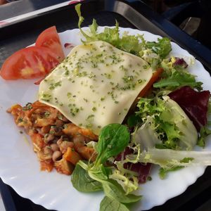 Lasanha de Jaca at Veggie Momi in Albufeira