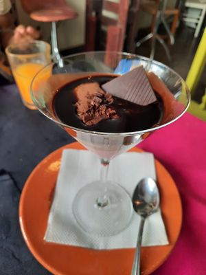 lunch at Veggie Momi in Albufeira