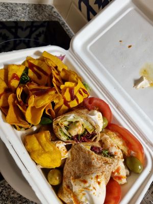 Shrimp wrap at Veggie Momi in Albufeira