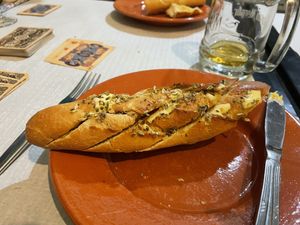 Garlic bread  at Veggie Momi in Albufeira