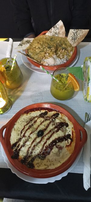 Lasagne and Curry at Veggie Momi in Albufeira