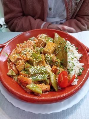 Tofu and vegetable stew at Veggie Momi in Albufeira
