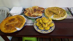 Vegan snacks at Veggie Momi in Albufeira