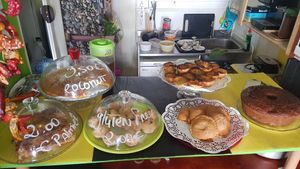 Desserts at Veggie Momi in Albufeira